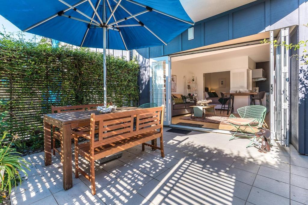 Oneroa Bay Villa Waiheke Экстерьер фото